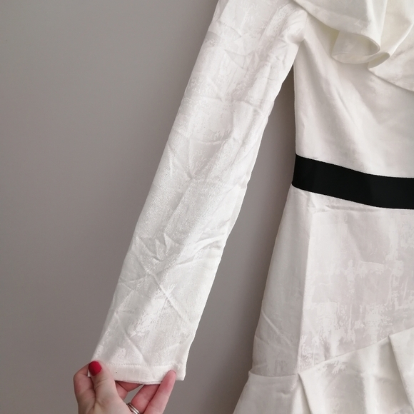 Self-Portrait Long Sleeve White Asymmetric Ruffle Jacquard Mini Dress 6 Formal - Picture 8 of 17
